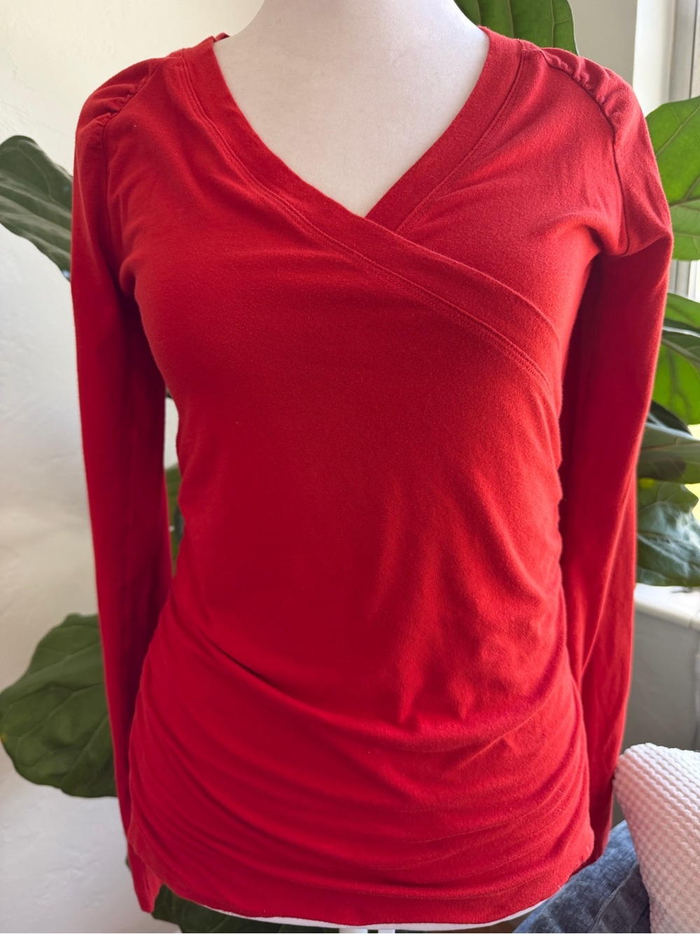 CAbi #131 Hanky Faux Wrap Long Sleeve Ruched Tee in Hot Tamale Red Sz S
